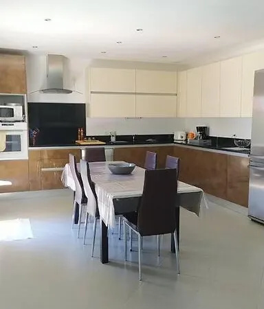 Villa Félines