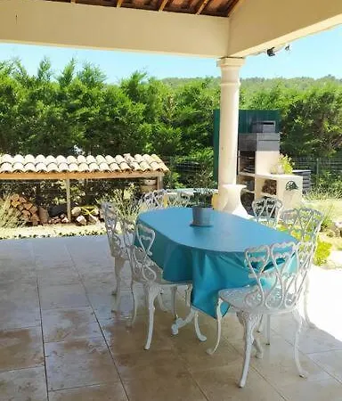Villa Felines Villa
